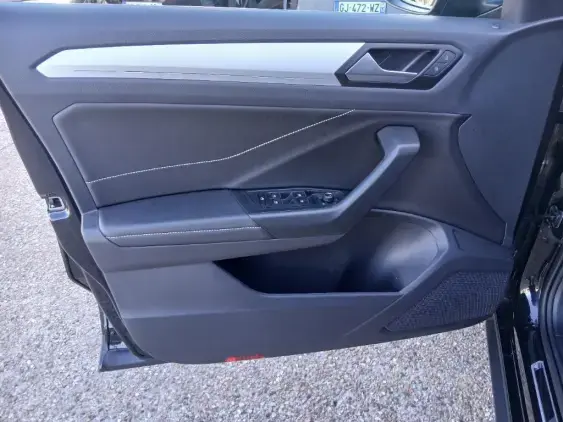 VOLKSWAGEN T-ROC - voiture d'occasion - Photo 19