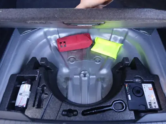 VOLKSWAGEN T-ROC - voiture d'occasion - Photo 17