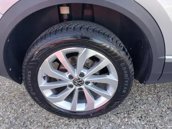 VOLKSWAGEN T-ROC - voiture d'occasion - Photo 25