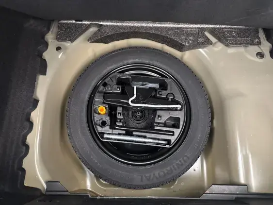 PEUGEOT 208 II - voiture d'occasion - Photo 17