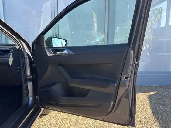 VOLKSWAGEN POLO VI - voiture d'occasion - Photo 20