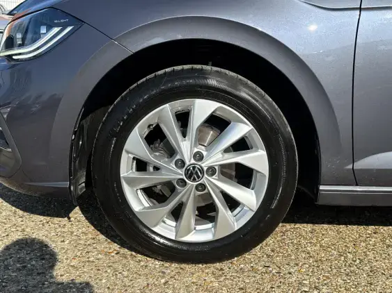 VOLKSWAGEN POLO VI - voiture d'occasion - Photo 22