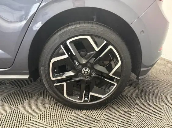 VOLKSWAGEN POLO VI - voiture d'occasion - Photo 24