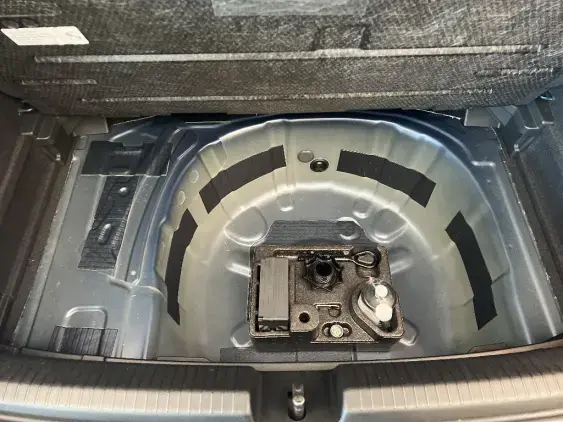 VOLKSWAGEN POLO VI - voiture d'occasion - Photo 17