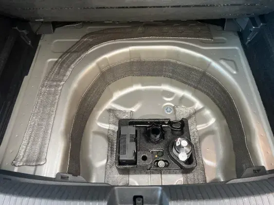 VOLKSWAGEN TAIGO - voiture d'occasion - Photo 17