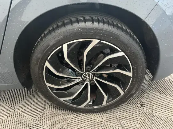 VOLKSWAGEN GOLF VIII - voiture d'occasion - Photo 24