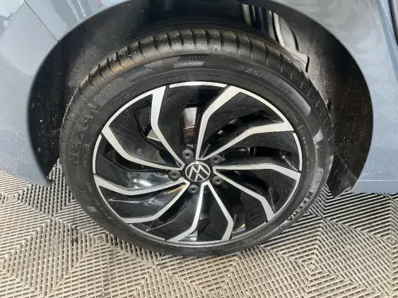 VOLKSWAGEN GOLF VIII - voiture d'occasion - Photo 25