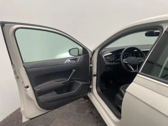 VOLKSWAGEN POLO VI - voiture d'occasion - Photo 18