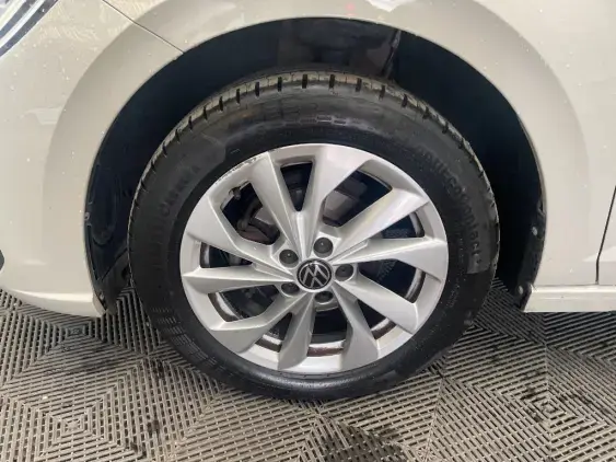 VOLKSWAGEN POLO VI - voiture d'occasion - Photo 21