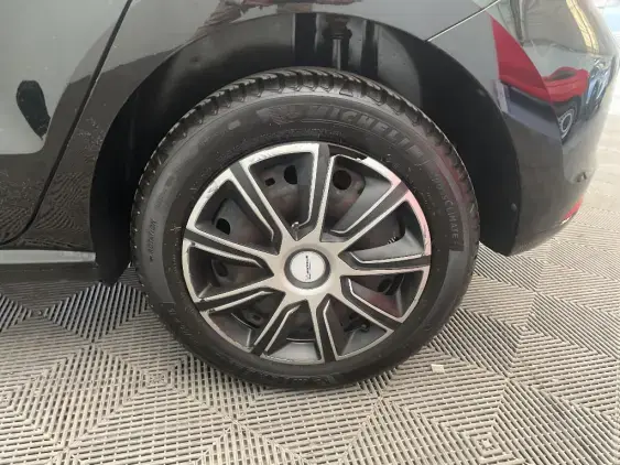 VOLKSWAGEN POLO V - voiture d'occasion - Photo 21