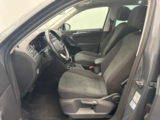 VOLKSWAGEN TIGUAN II - voiture d'occasion - Photo 17