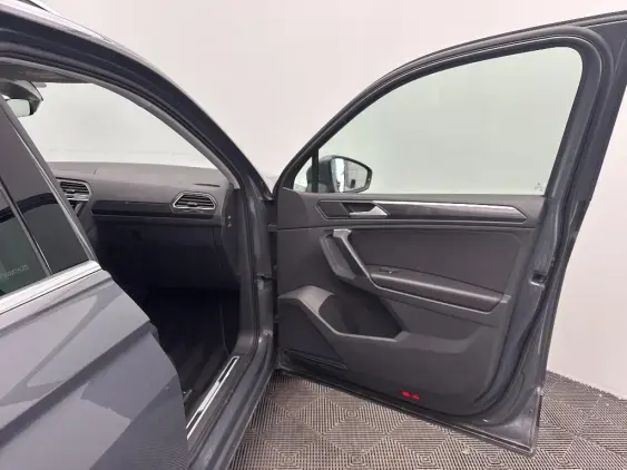 VOLKSWAGEN TIGUAN II - voiture d'occasion - Photo 19