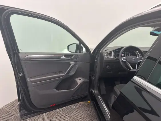 VOLKSWAGEN TIGUAN II - voiture d'occasion - Photo 18