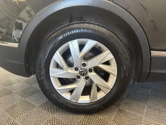 VOLKSWAGEN TIGUAN II - voiture d'occasion - Photo 24