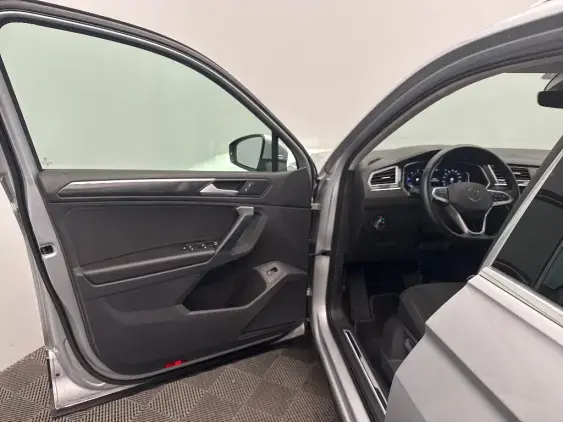 VOLKSWAGEN TIGUAN II - voiture d'occasion - Photo 16