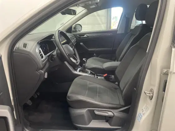 VOLKSWAGEN T-ROC - voiture d'occasion - Photo 17