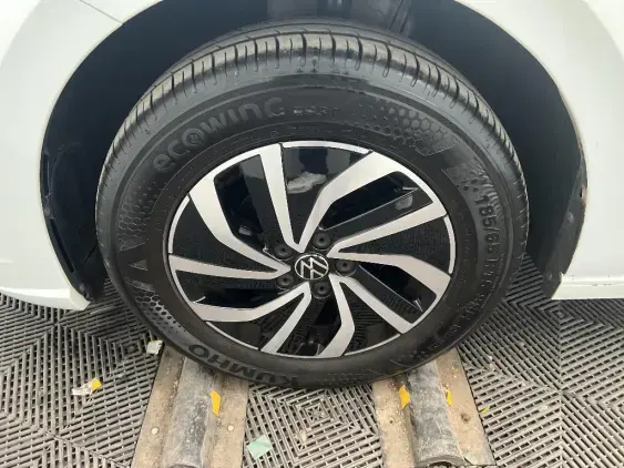 VOLKSWAGEN POLO VI - voiture d'occasion - Photo 23