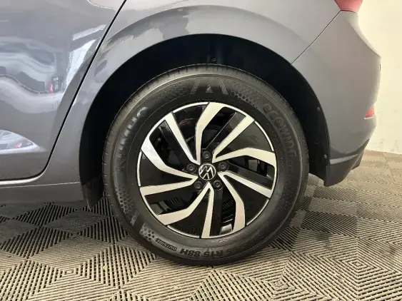 VOLKSWAGEN POLO VI - voiture d'occasion - Photo 24