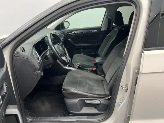 VOLKSWAGEN T-ROC - voiture d'occasion - Photo 17