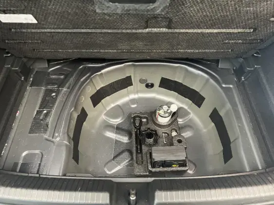 VOLKSWAGEN POLO VI - voiture d'occasion - Photo 17