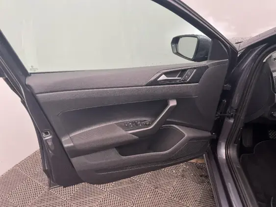 VOLKSWAGEN POLO VI - voiture d'occasion - Photo 19