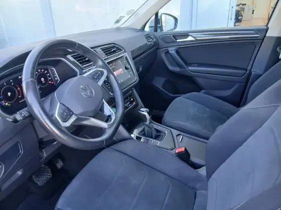 VOLKSWAGEN TIGUAN II - voiture d'occasion - Photo 18