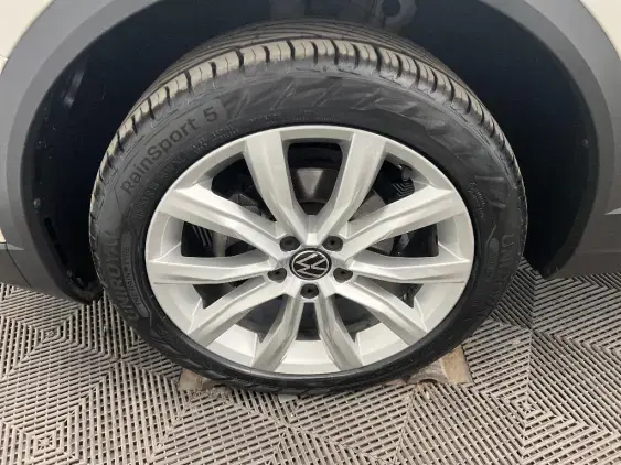 VOLKSWAGEN T-ROC - voiture d'occasion - Photo 23