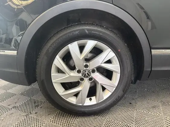 VOLKSWAGEN TIGUAN II - voiture d'occasion - Photo 24