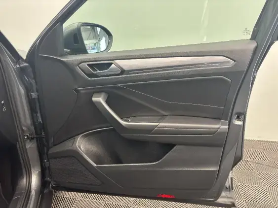 VOLKSWAGEN T-ROC - voiture d'occasion - Photo 20