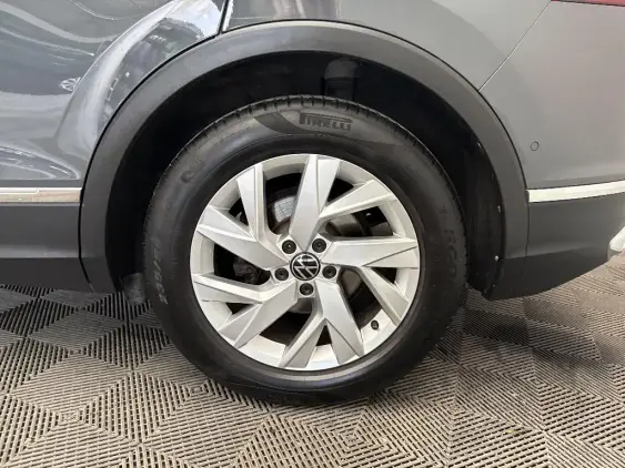 VOLKSWAGEN TIGUAN II - voiture d'occasion - Photo 23