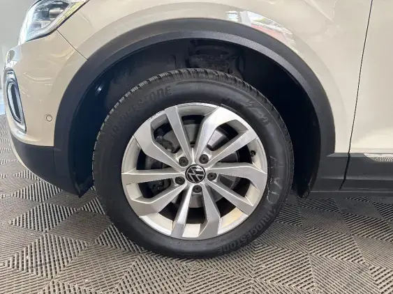 VOLKSWAGEN T-ROC - voiture d'occasion - Photo 23