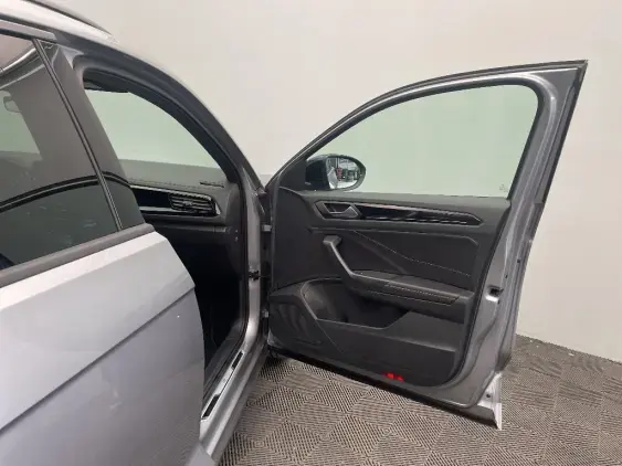 VOLKSWAGEN T-ROC - voiture d'occasion - Photo 18