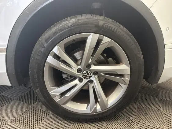 VOLKSWAGEN TIGUAN II - voiture d'occasion - Photo 24