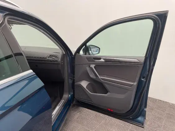 VOLKSWAGEN TIGUAN II - voiture d'occasion - Photo 18