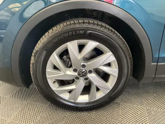 VOLKSWAGEN TIGUAN II - voiture d'occasion - Photo 20