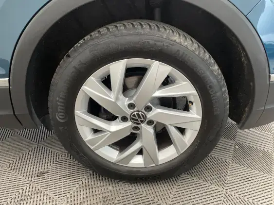 VOLKSWAGEN TIGUAN II - voiture d'occasion - Photo 21