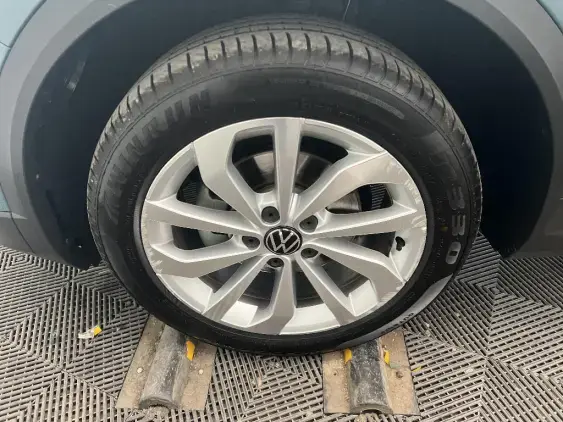 VOLKSWAGEN T-ROC - voiture d'occasion - Photo 23