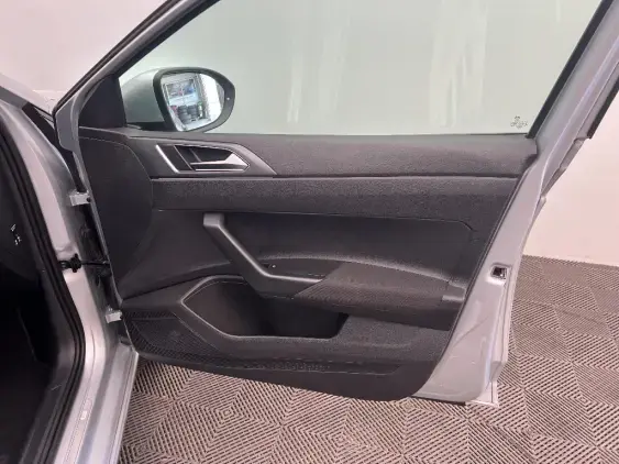 VOLKSWAGEN TAIGO - voiture d'occasion - Photo 20