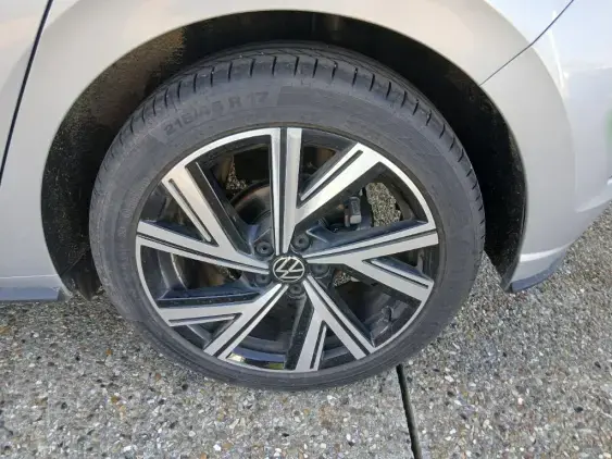 VOLKSWAGEN POLO VI - voiture d'occasion - Photo 23