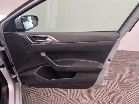 VOLKSWAGEN POLO VI - voiture d'occasion - Photo 20