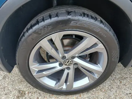 VOLKSWAGEN TIGUAN II - voiture d'occasion - Photo 25