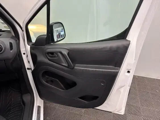 CITROEN BERLINGO III - voiture d'occasion - Photo 20