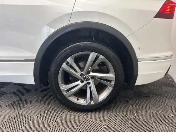 VOLKSWAGEN TIGUAN II - voiture d'occasion - Photo 24