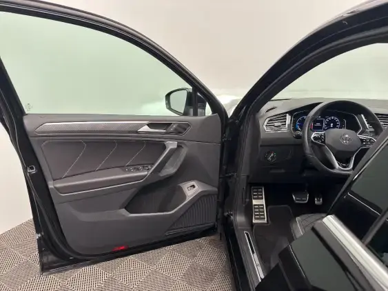VOLKSWAGEN TIGUAN II - voiture d'occasion - Photo 18