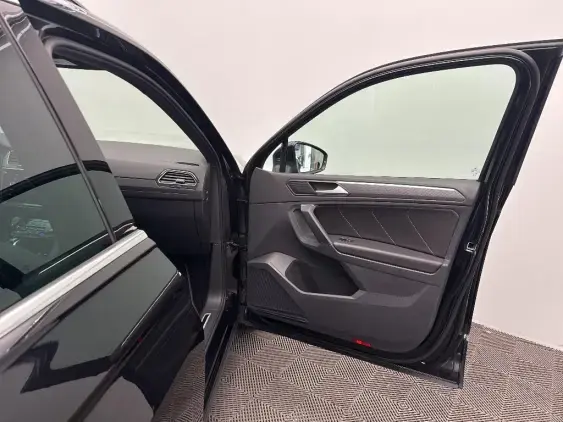 VOLKSWAGEN TIGUAN II - voiture d'occasion - Photo 19