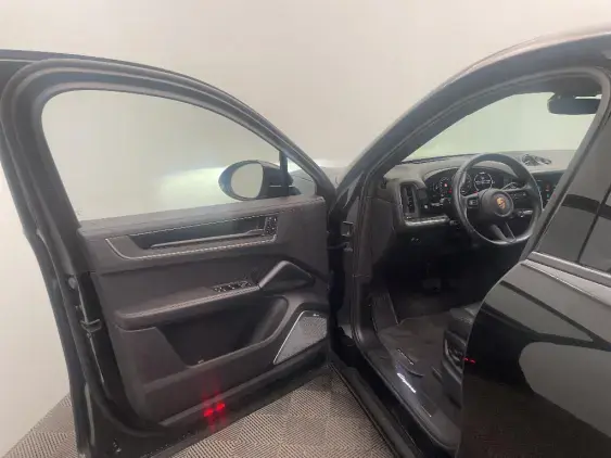 PORSCHE CAYENNE III - voiture d'occasion - Photo 17