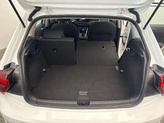 VOLKSWAGEN POLO VI - voiture d'occasion - Photo 16