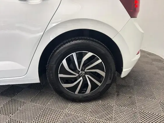 VOLKSWAGEN POLO VI - voiture d'occasion - Photo 24