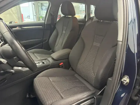 AUDI A3 SPORTBACK IV - voiture d'occasion - Photo 17