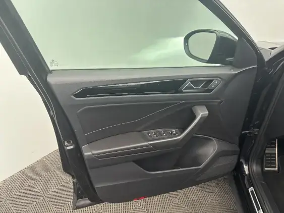 VOLKSWAGEN T-ROC - voiture d'occasion - Photo 19